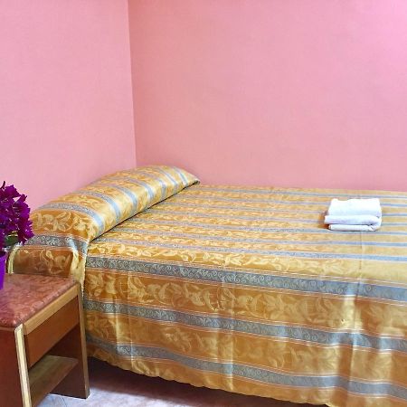 Roma Guest House Екстериор снимка